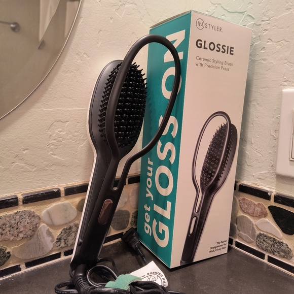 Hot brush - Picture 3 of 5